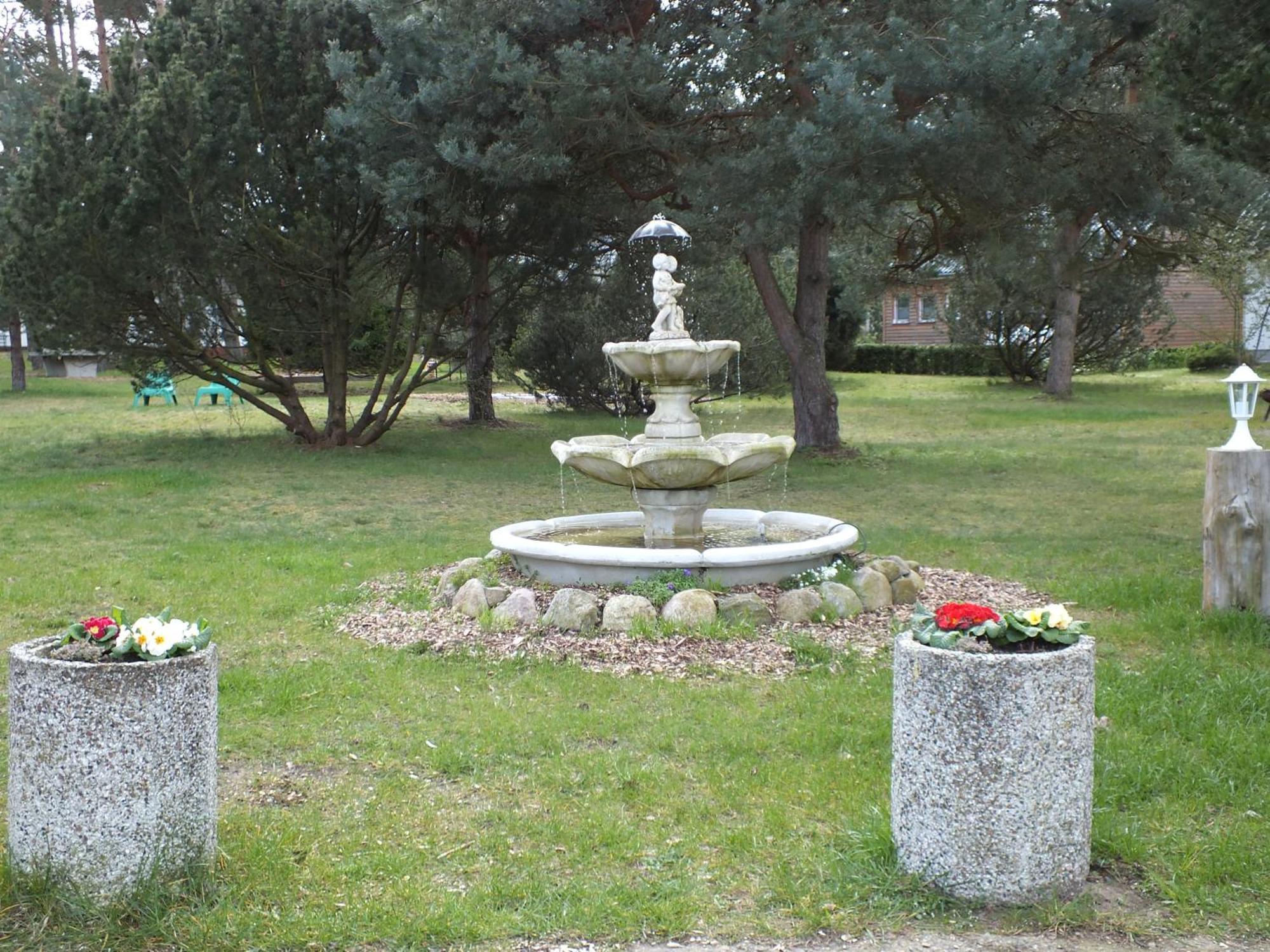 Zimmer Im Ferienpark Buntspecht Pruchten Luaran gambar